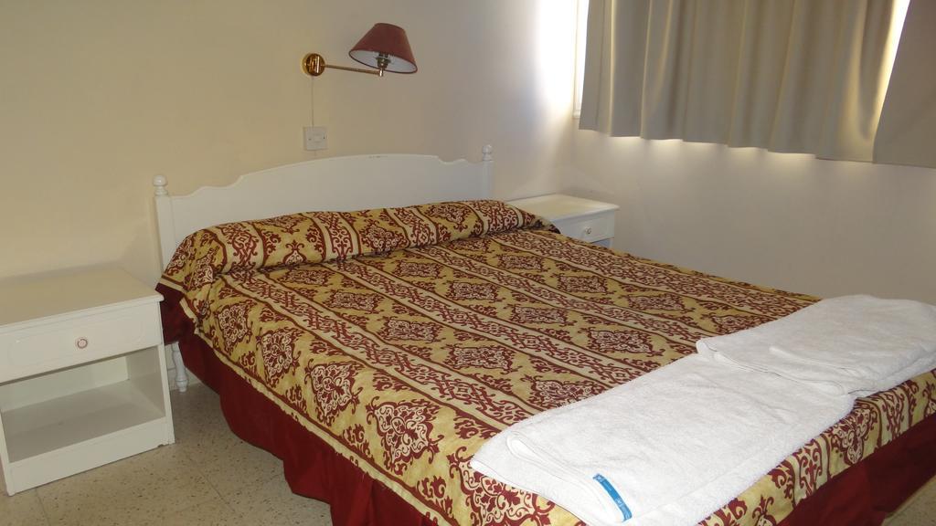 Klashiana Hotel Apartments Voroklini Exterior photo